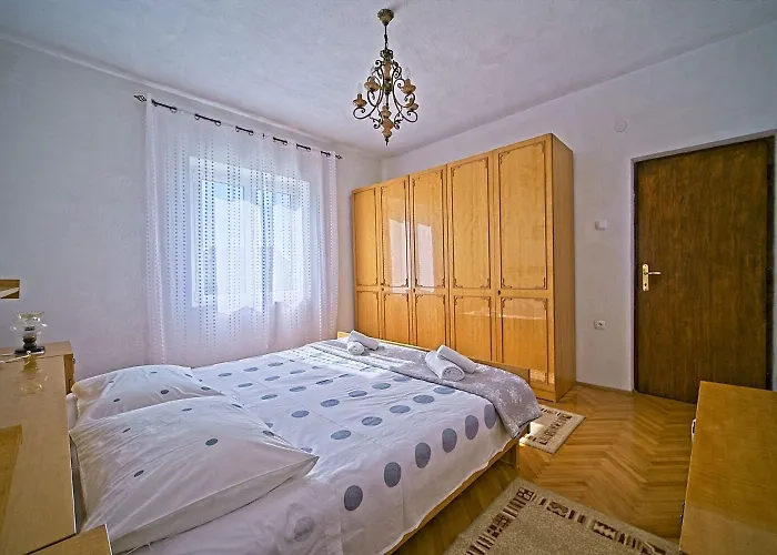 Pavo Apartman